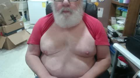 Snapshot of hotgrandpa594u chatting on December 6, 7:28 pm hotgrandpa594u online show from December 6, 7:28 pm