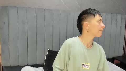 hannah online show from December 14, 2:07 am