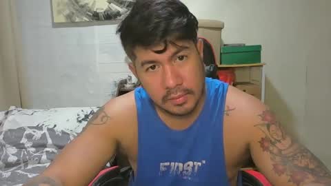 Snapshot of hothunkybear23 chatting on January 4, 1:10 pm Khel online show from January 4, 1:10 pm