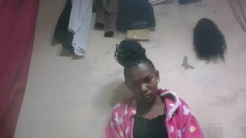 veronique online show from October 23, 1:45 pm