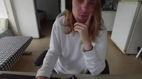 Hikikomori Alex online show from February 21, 10:50 am