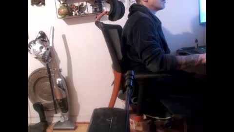 hotkinkytat online show from February 14, 1:02 am