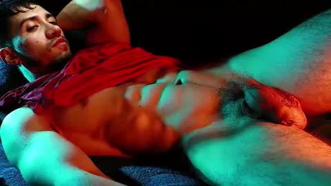 Hotlatinking online show from February 3, 4:10 am