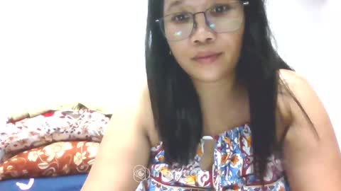 hotlavender online show from January 14, 6:24 am