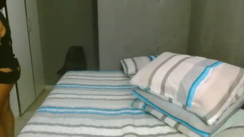 hotlilya online show from April 12, 4:22 pm