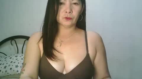 hotmamajen4u online show from February 23, 1:19 am