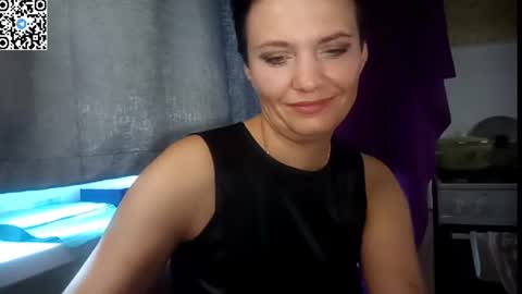 hotmamaqueen234 online show from July 15, 11:48 am
