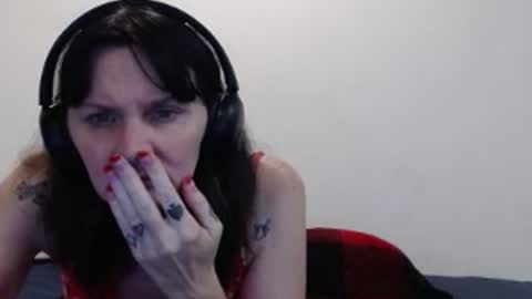 hotmodel1984 online show from August 5, 3:03 am