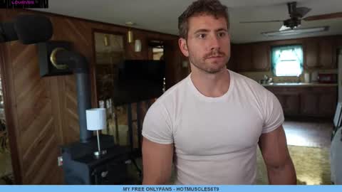 hotmuscles6t9 online show from March 2, 10:27 pm