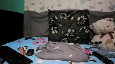 Nicolle online show from February 5, 11:14 am