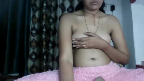 lola online show from February 9, 1:03 pm