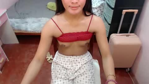 Snapshot of hotpinay_rhowe chatting on January 28, 5:11 am hotpinay_rhowe online show from January 28, 5:11 am