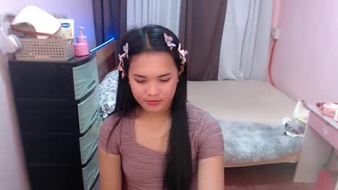 Snapshot of hotpinay_rhowe chatting on February 22, 2:06 am hotpinay_rhowe online show from February 22, 2:06 am