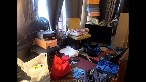 hotrox6942 online show from October 12, 2:42 pm