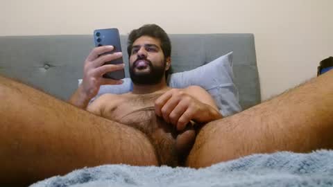 hotsexdude69 online show from December 2, 5:08 am