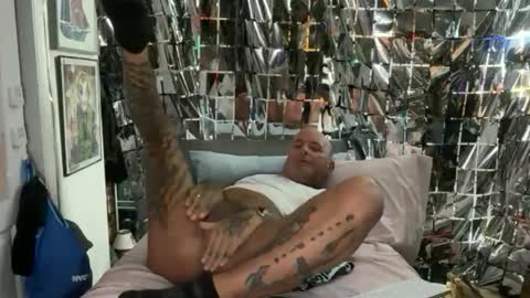 hotstuff775616 online show from April 13, 2:05 am