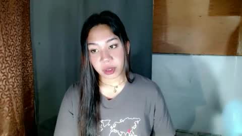 jelaigrande  online show from March 14, 1:59 pm