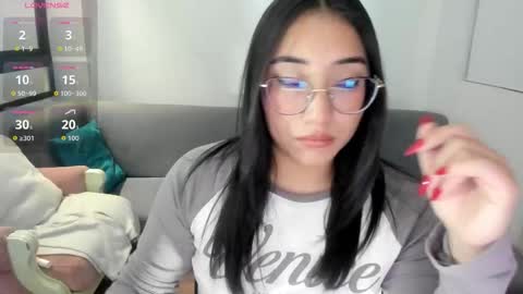 Snapshot of hottbee1 chatting on September 9, 7:58 pm AMY online show from September 9, 7:58 pm