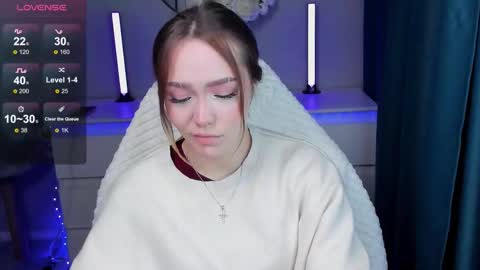 hello Im Eva online show from December 2, 5:22 pm