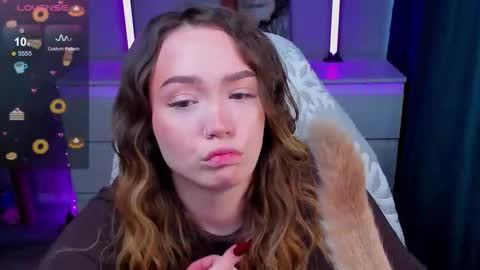 hello Im Eva online show from February 24, 8:28 am