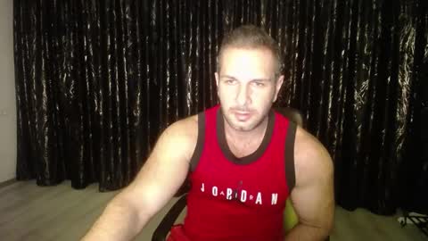 hotterlrg online show from January 14, 11:37 pm
