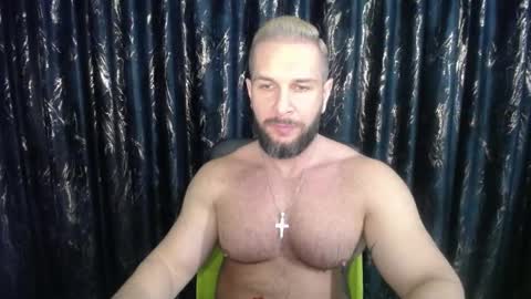 hotterlrg online show from March 2, 10:59 pm