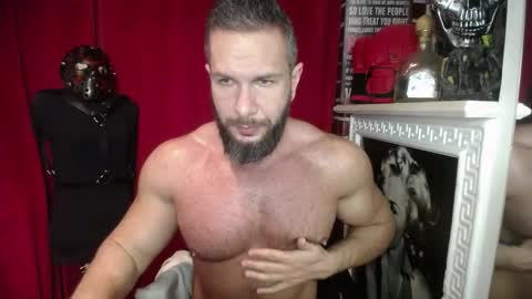 hotterlrg online show from December 2, 4:35 am