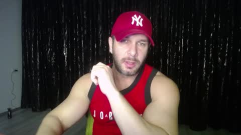 hotterlrg online show from January 22, 1:31 am