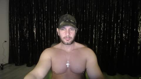 hotterlrg online show from January 20, 5:04 am