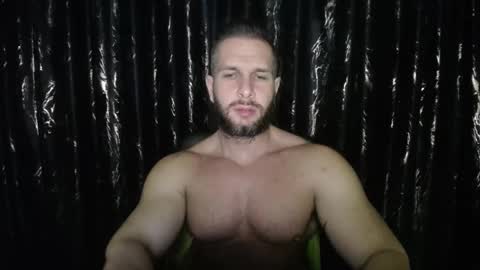 hotterlrg online show from January 31, 10:42 pm