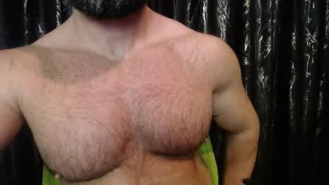 hotterlrg online show from March 6, 3:46 am