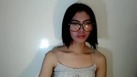 hottestdella69 online show from October 14, 11:24 am