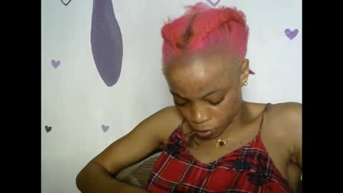 hottie baddie14 online show from November 7, 12:25 am