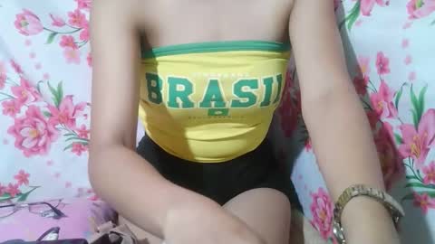 hottie_horny_exoticpussyx online show from September 15, 12:01 am