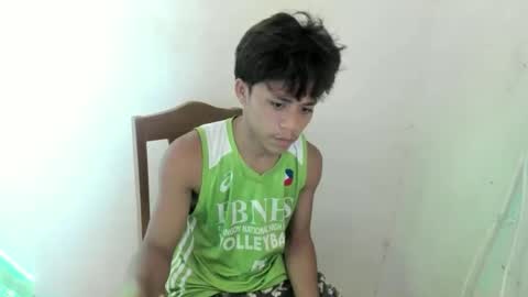 hottie_migs online show from April 11, 1:26 pm