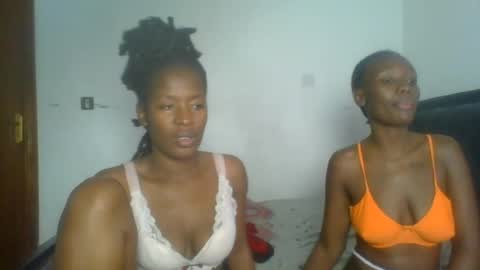 hottie_mistie online show from June 28, 12:23 pm