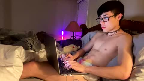 hottiewithabody101 online show from May 16, 12:07 am