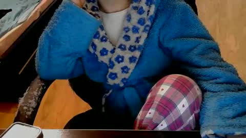 hotty_mary online show from April 26, 4:59 pm