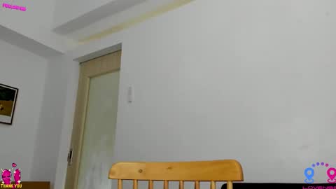 crishinahotty online show from October 18, 7:12 am