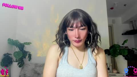 crishinahotty online show from January 27, 6:08 am