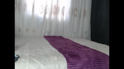 hotypussy95 online show from September 14, 9:00 am