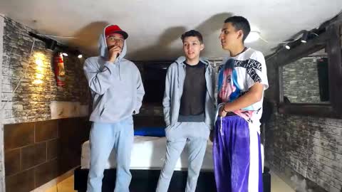 HOWENTS online show from October 19, 2:11 pm