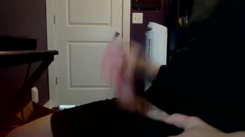 hrnysoldier92 online show from April 27, 3:20 pm