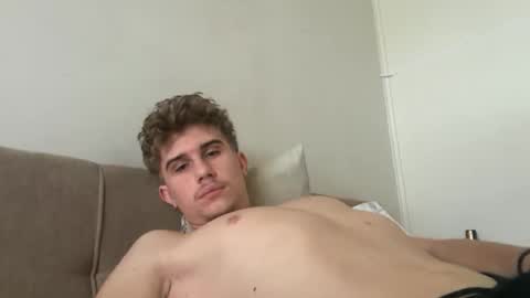 hubi8829 online show from April 14, 7:44 am