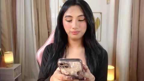 Snapshot of hugeasiancockandrea chatting on September 12, 1:07 am drea online show from September 12, 1:07 am
