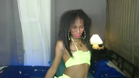 hugecock_caramel online show from March 7, 8:25 am