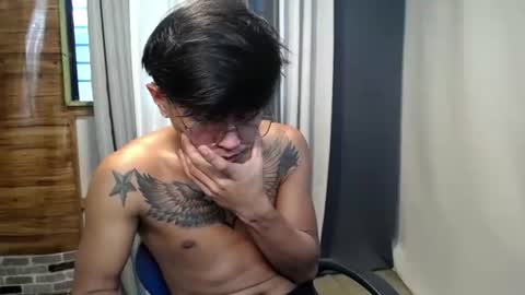 hugecockchristian online show from October 7, 7:48 am