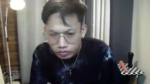 hugecockjames09 online show from October 20, 11:59 am