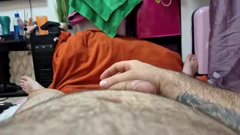 hugedick2469 online show from December 9, 6:55 am