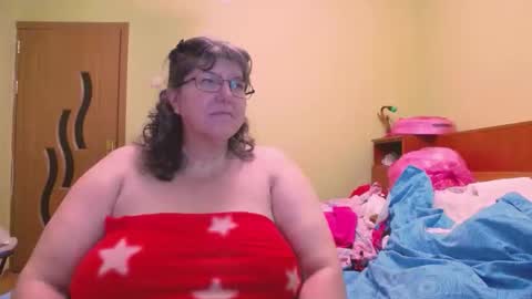 HugeTitsXXX online show from October 14, 12:13 am